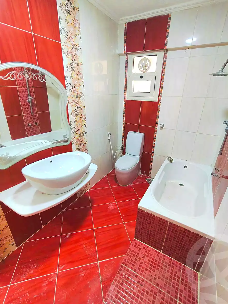 https://aqarmap.com.eg/ar/listing/7111417-for-sale-alexandria-al-agamy-shataa-el-nakheel