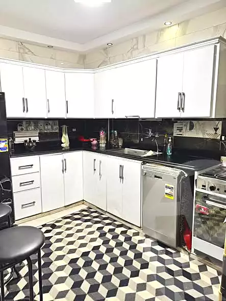 https://aqarmap.com.eg/ar/listing/7111441-for-sale-alexandria-al-agamy-lbytsh-bianchiii
