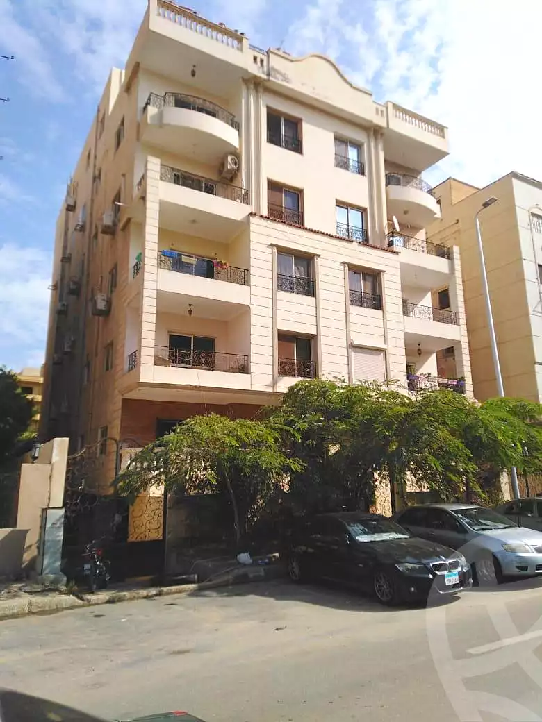 https://aqarmap.com.eg/ar/listing/7111487-for-sale-cairo-new-cairo-el-narges-el-narges-omarat-youssef-el-gendy-st