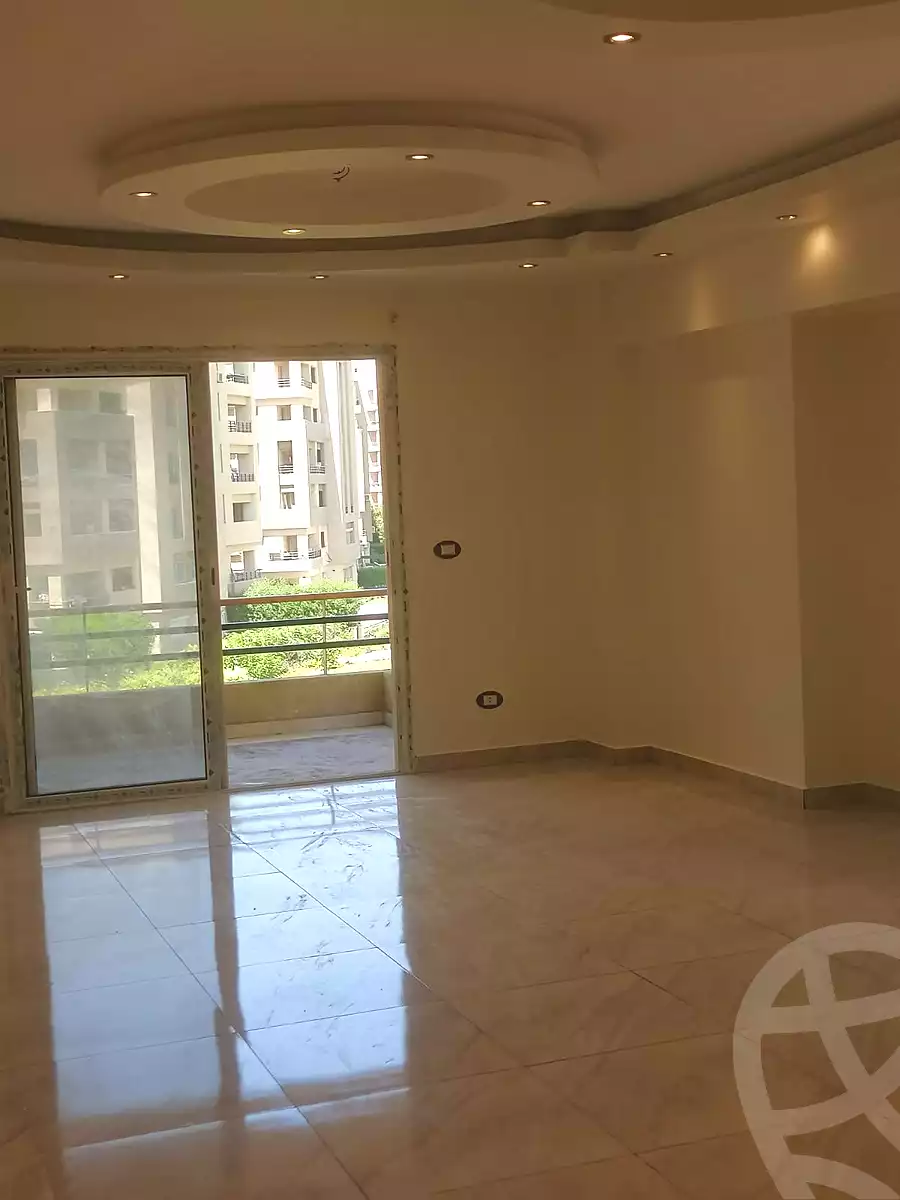 https://aqarmap.com.eg/ar/listing/7111497-for-rent-cairo-new-cairo-compounds-the-square