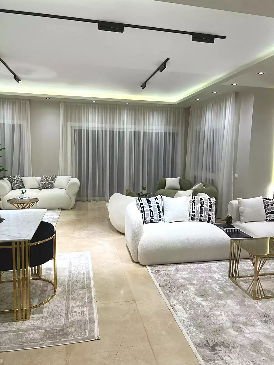 https://aqarmap.com.eg/en/listing/7111723-for-rent-cairo-new-cairo-compounds-hyde-park-centre-ville-hyde-park