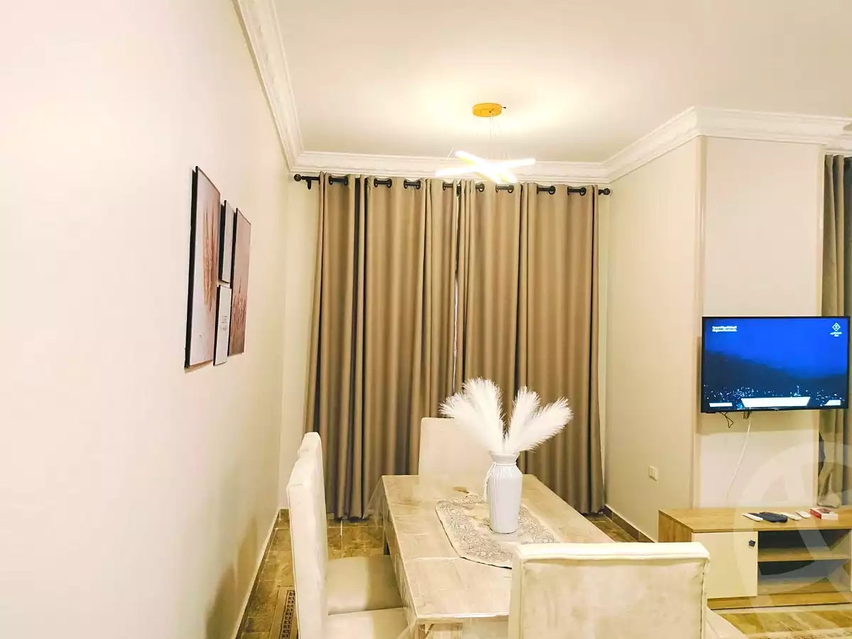 https://aqarmap.com.eg/ar/listing/7111748-for-rent-cairo-new-cairo-compounds-el-mostashareen-compound