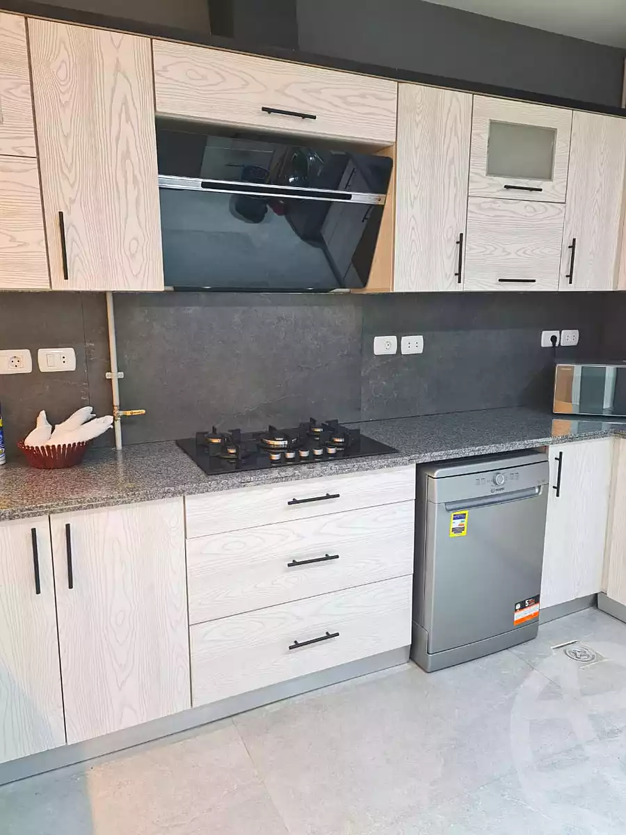 https://aqarmap.com.eg/ar/listing/7111788-for-rent-cairo-new-cairo-compounds-lake-view