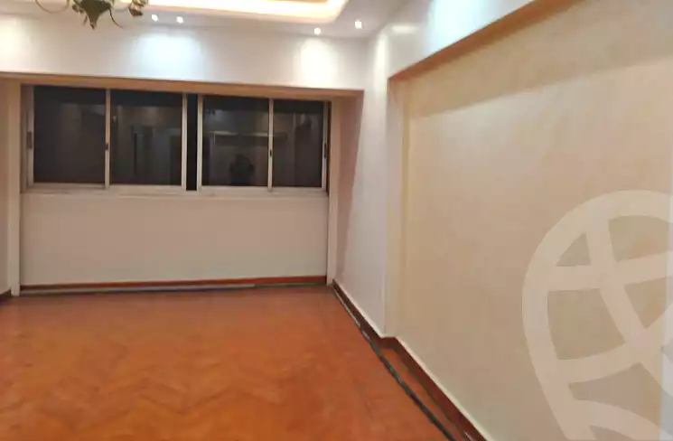 https://aqarmap.com.eg/ar/listing/7111881-for-rent-cairo-el-mohandesen-shareaa-ahmed-orabi