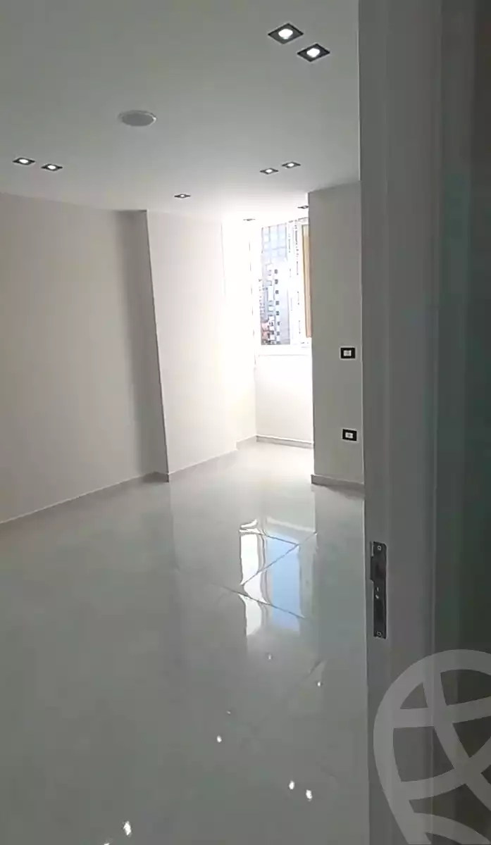 https://aqarmap.com.eg/en/listing/7111958-for-sale-alexandria-lsywf-shamaa