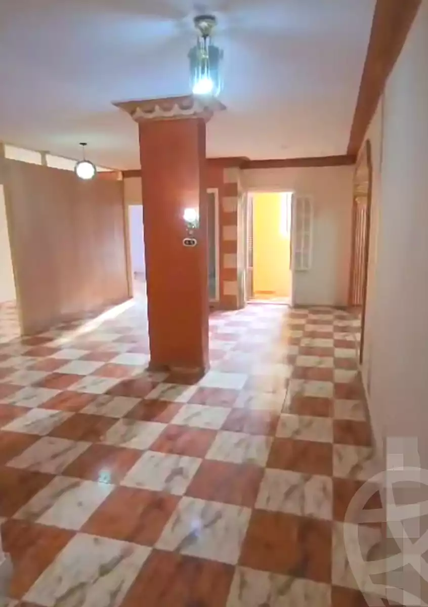 https://aqarmap.com.eg/ar/listing/7112125-for-sale-alexandria-al-agamy-bw-ywsf