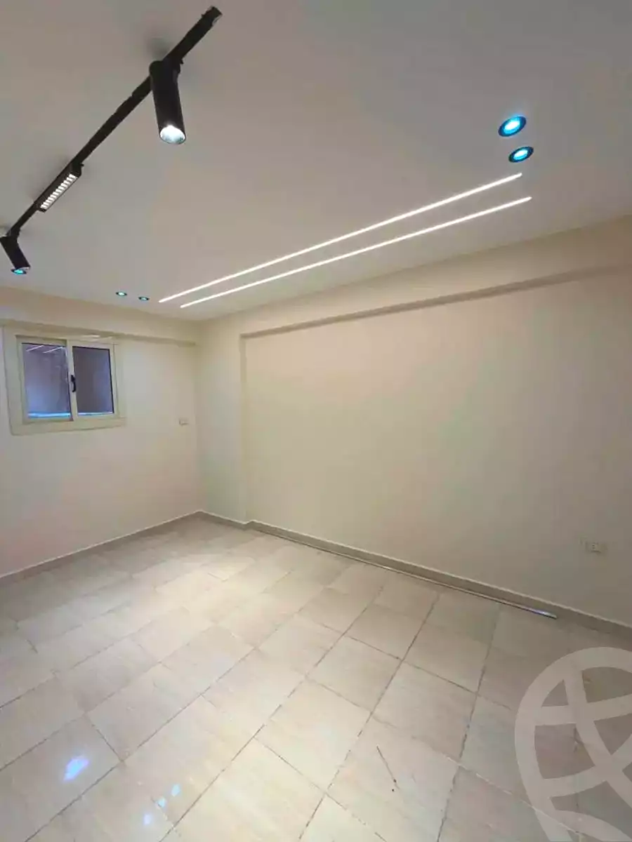 https://aqarmap.com.eg/en/listing/7112170-for-sale-alexandria-al-agamy-lbytsh-bianchiii