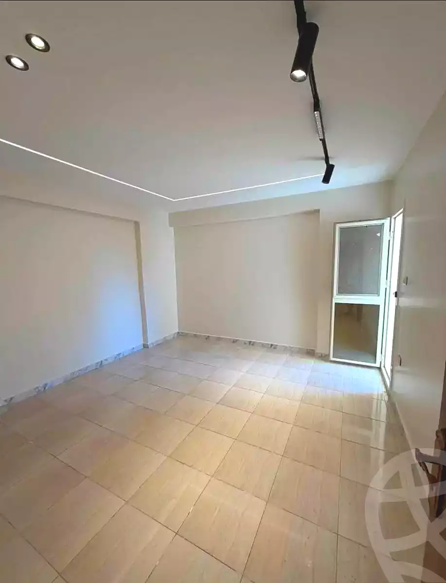 https://aqarmap.com.eg/en/listing/7112170-for-sale-alexandria-al-agamy-lbytsh-bianchiii
