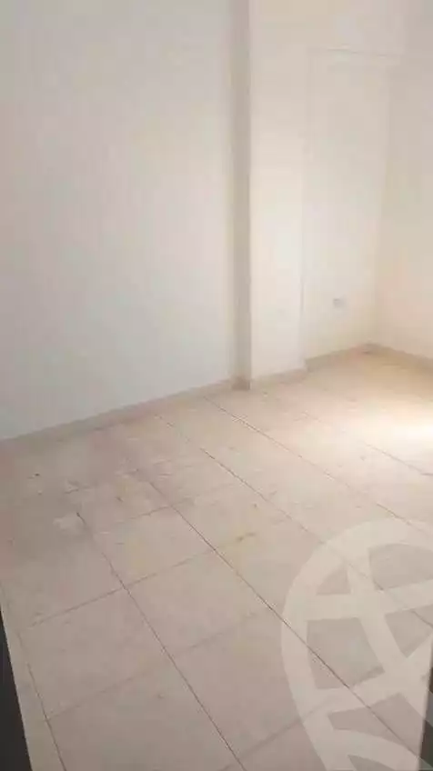 https://aqarmap.com.eg/ar/listing/7112179-for-sale-alexandria-al-agamy-lbytsh-shahr-al-assal-st