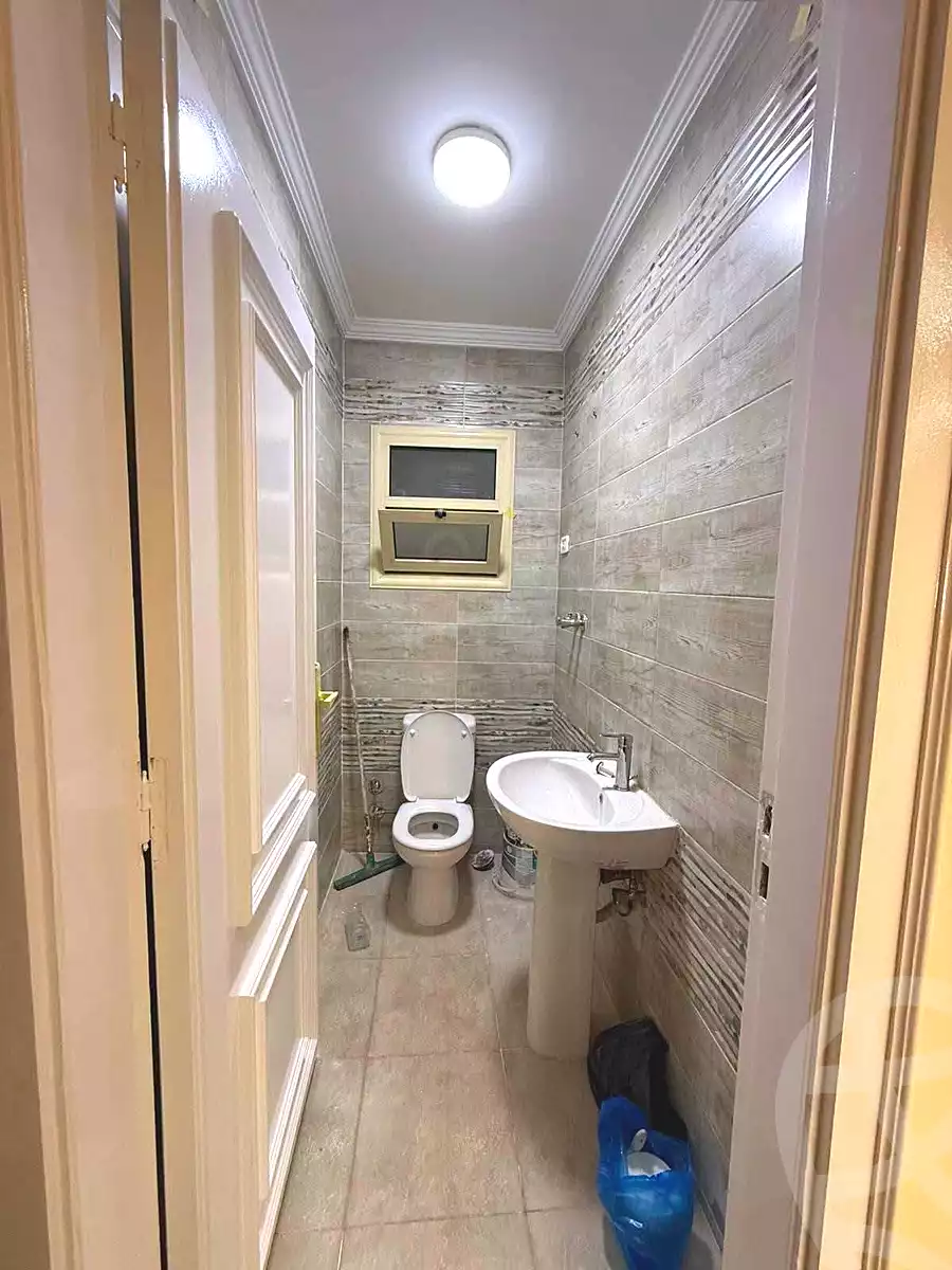https://aqarmap.com.eg/ar/listing/7112382-for-sale-alexandria-sydy-bshr-sydy-bshr-bhry-shr-khld-bn-lwlyd