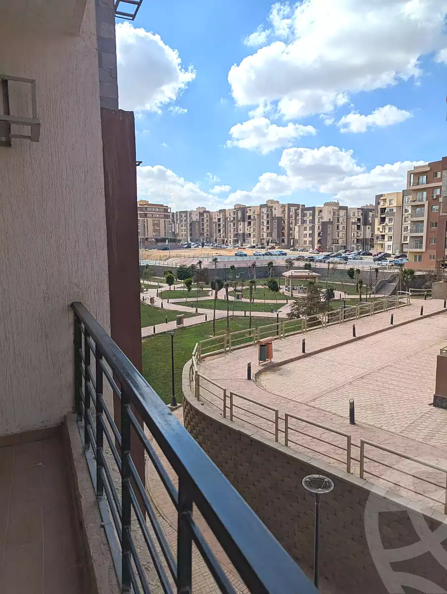 https://aqarmap.com.eg/ar/listing/7112624-for-sale-cairo-new-cairo-compounds-dar-misr-el-koronfel