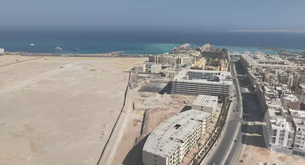 https://aqarmap.com.eg/ar/listing/7112653-for-sale-red-sea-kwrnysh-lgrdq