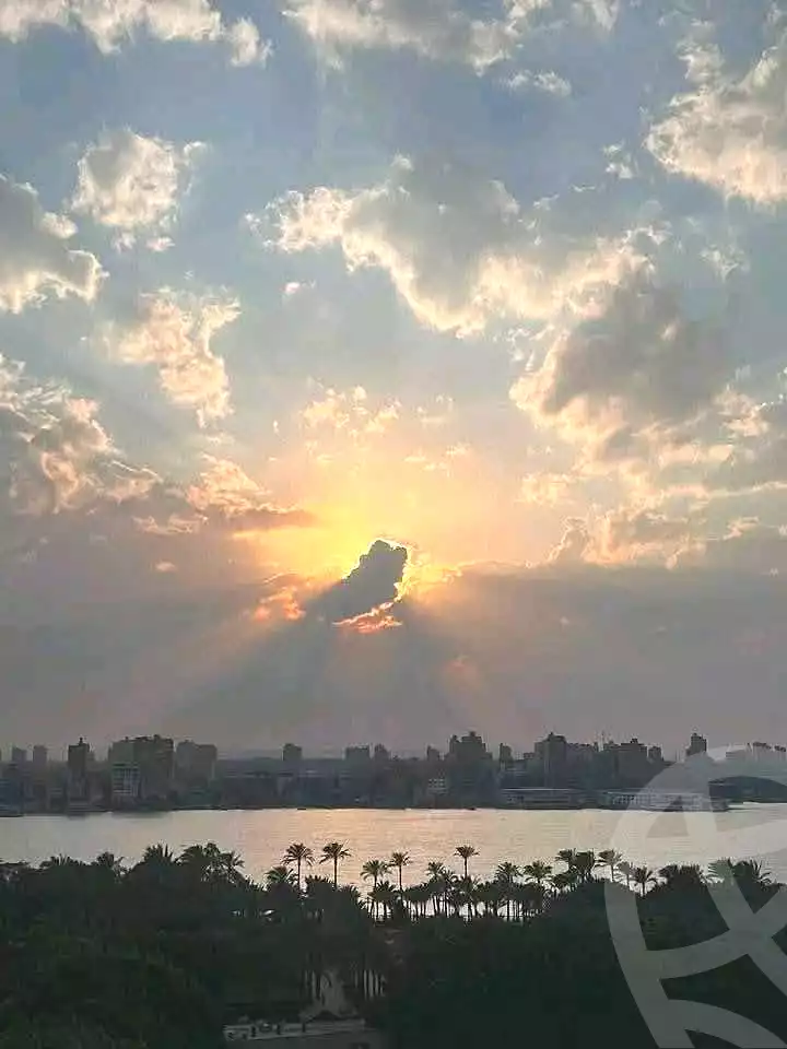https://aqarmap.com.eg/ar/listing/7112700-for-rent-cairo-helwan-hadayek-helwan-nile-corniche-st