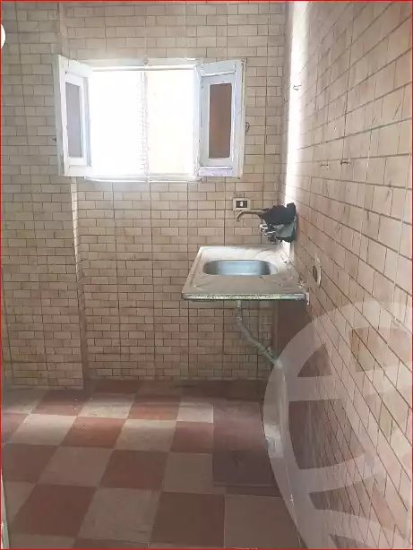 https://aqarmap.com.eg/en/listing/7112892-for-sale-alexandria-al-agamy-el-hanouvel