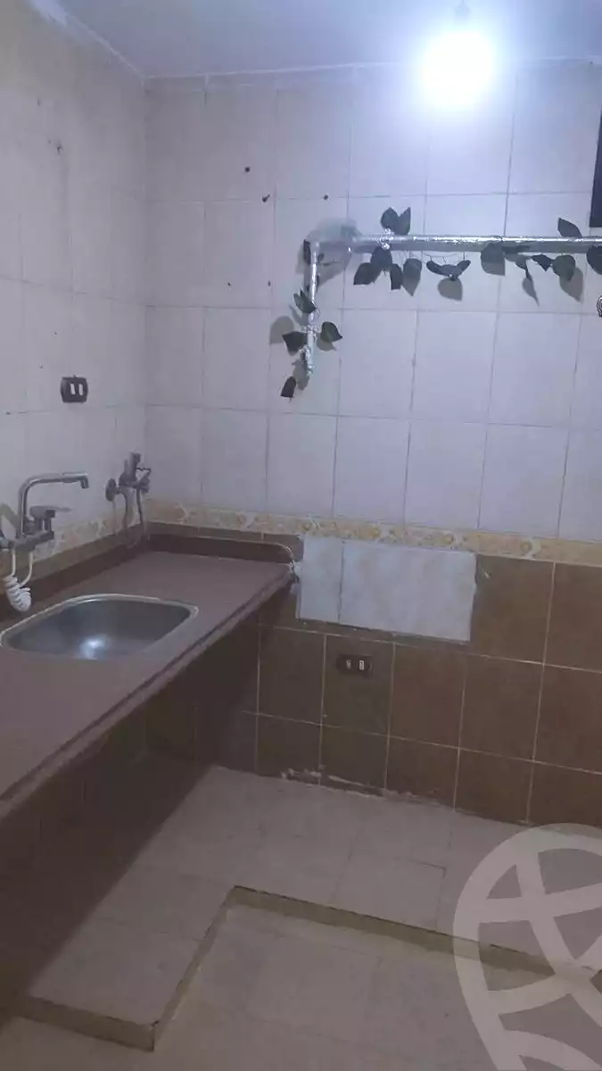 https://aqarmap.com.eg/ar/listing/7113043-for-sale-alexandria-al-agamy-el-hanouvel-al-komi-st-el-hanouvel