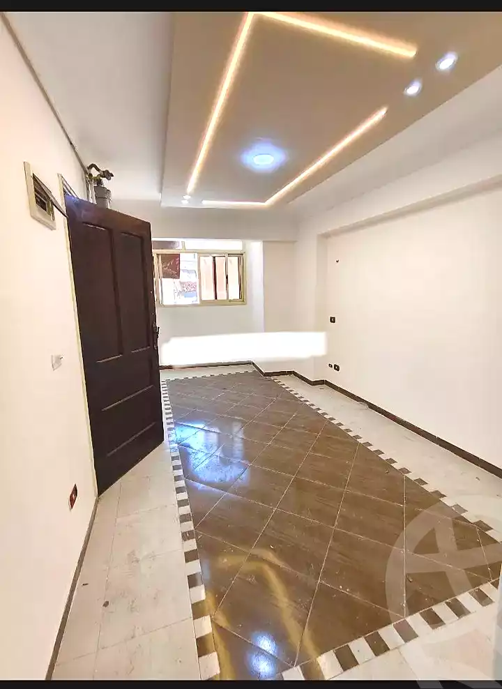 https://aqarmap.com.eg/ar/listing/7113067-for-sale-alexandria-lsywf-el-falki