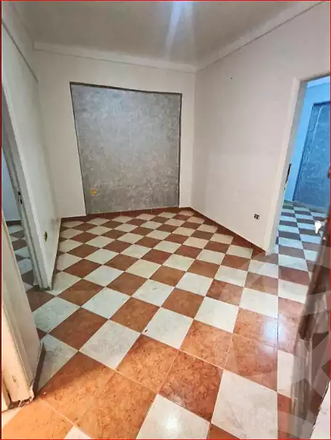 https://aqarmap.com.eg/ar/listing/7113091-for-sale-alexandria-lsywf-el-falki