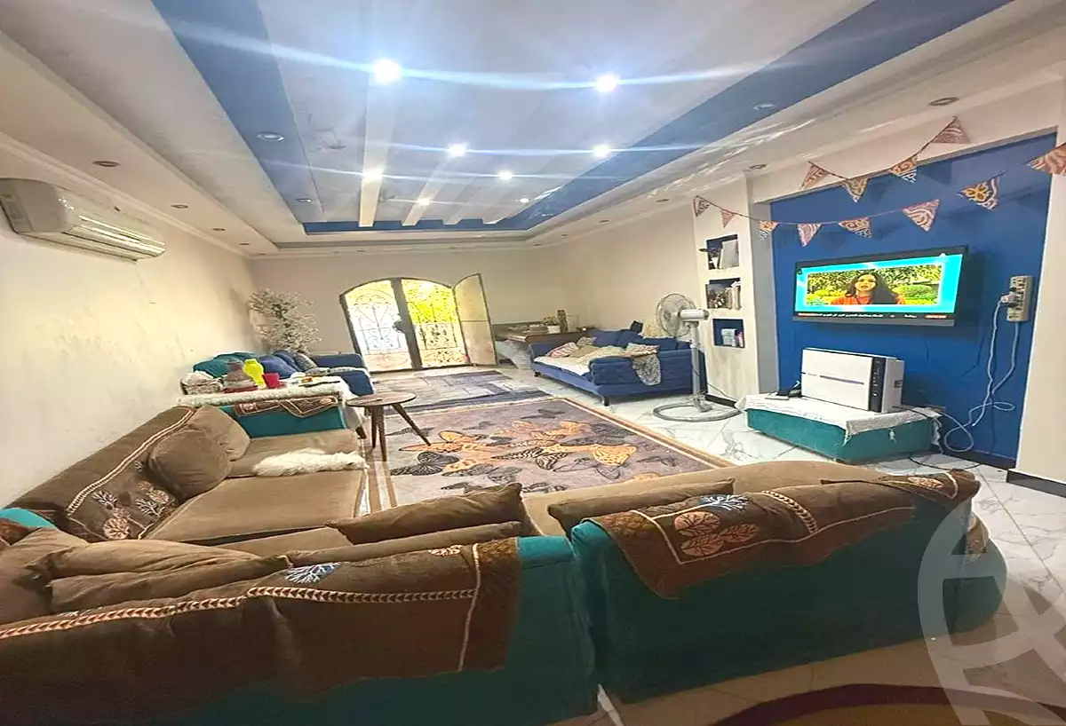 https://aqarmap.com.eg/ar/listing/7113242-for-sale-cairo-el-shorouk-lmntq-lthlth-neighbourhood-1