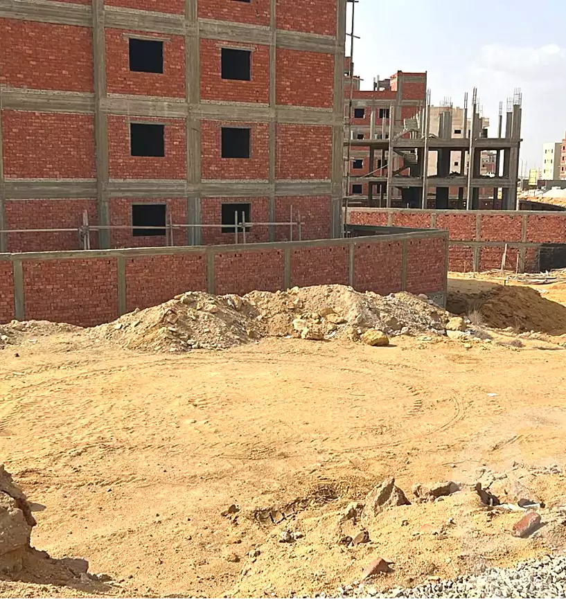 https://aqarmap.com.eg/ar/listing/7113365-for-sale-cairo-new-cairo-bait-el-watan-south-suez-road-el-hay-el-takmely