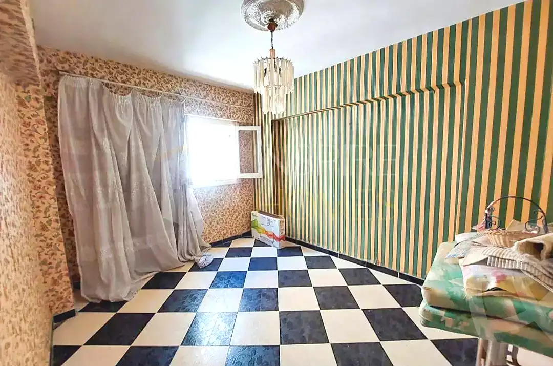 https://aqarmap.com.eg/ar/listing/7113738-for-rent-alexandria-camp-cesar-al-garatli-st