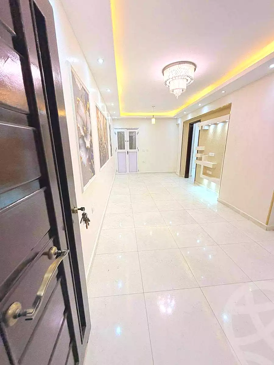 https://aqarmap.com.eg/ar/listing/7113893-for-sale-cairo-elnozha-Streettt-27