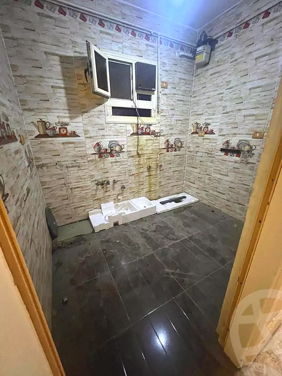 https://aqarmap.com.eg/en/listing/7114228-for-sale-cairo-helwan-mahmoud-khater-st