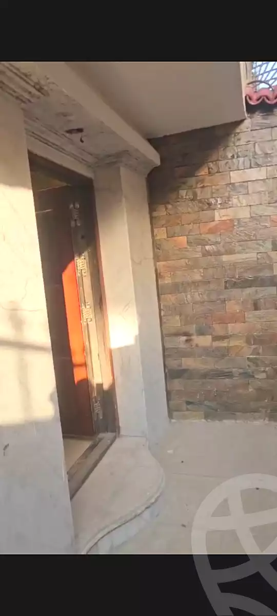 https://aqarmap.com.eg/ar/listing/7114380-for-sale-cairo-hadayek-el-ahram-area-f
