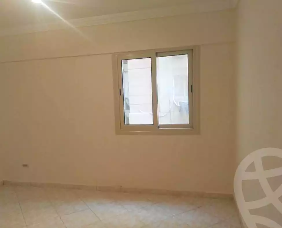 https://aqarmap.com.eg/ar/listing/7114552-for-sale-alexandria-sydy-bshr-compounds-kmbwnd-ryd-l-mr