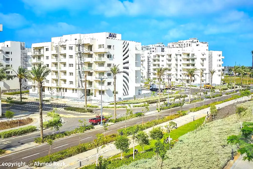 https://aqarmap.com.eg/ar/listing/7114714-for-sale-north-coast-new-alamein-mntj-t-l-lmyn-ljdyd-kmbwnd-mzryn