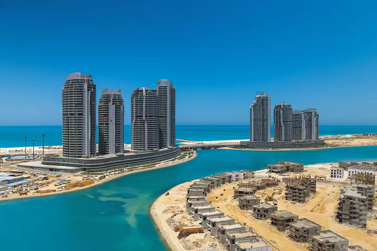 https://aqarmap.com.eg/ar/listing/7114760-for-sale-north-coast-new-alamein-mntj-t-l-lmyn-ljdyd-beachfront-tower-city-edge