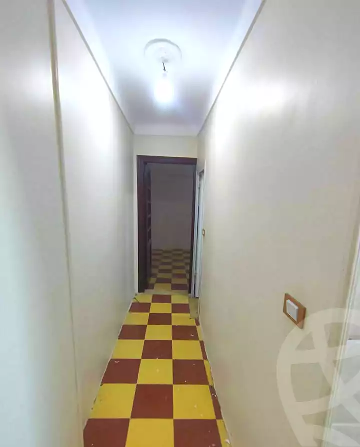 https://aqarmap.com.eg/ar/listing/7115190-for-sale-alexandria-lsywf-el-falki