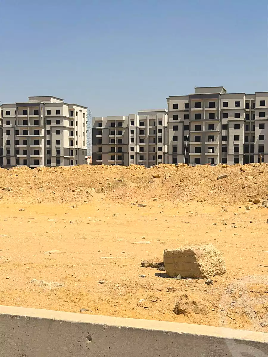 https://aqarmap.com.eg/ar/listing/7115373-for-sale-cairo-el-shorouk-compounds-mayan-compound-stm