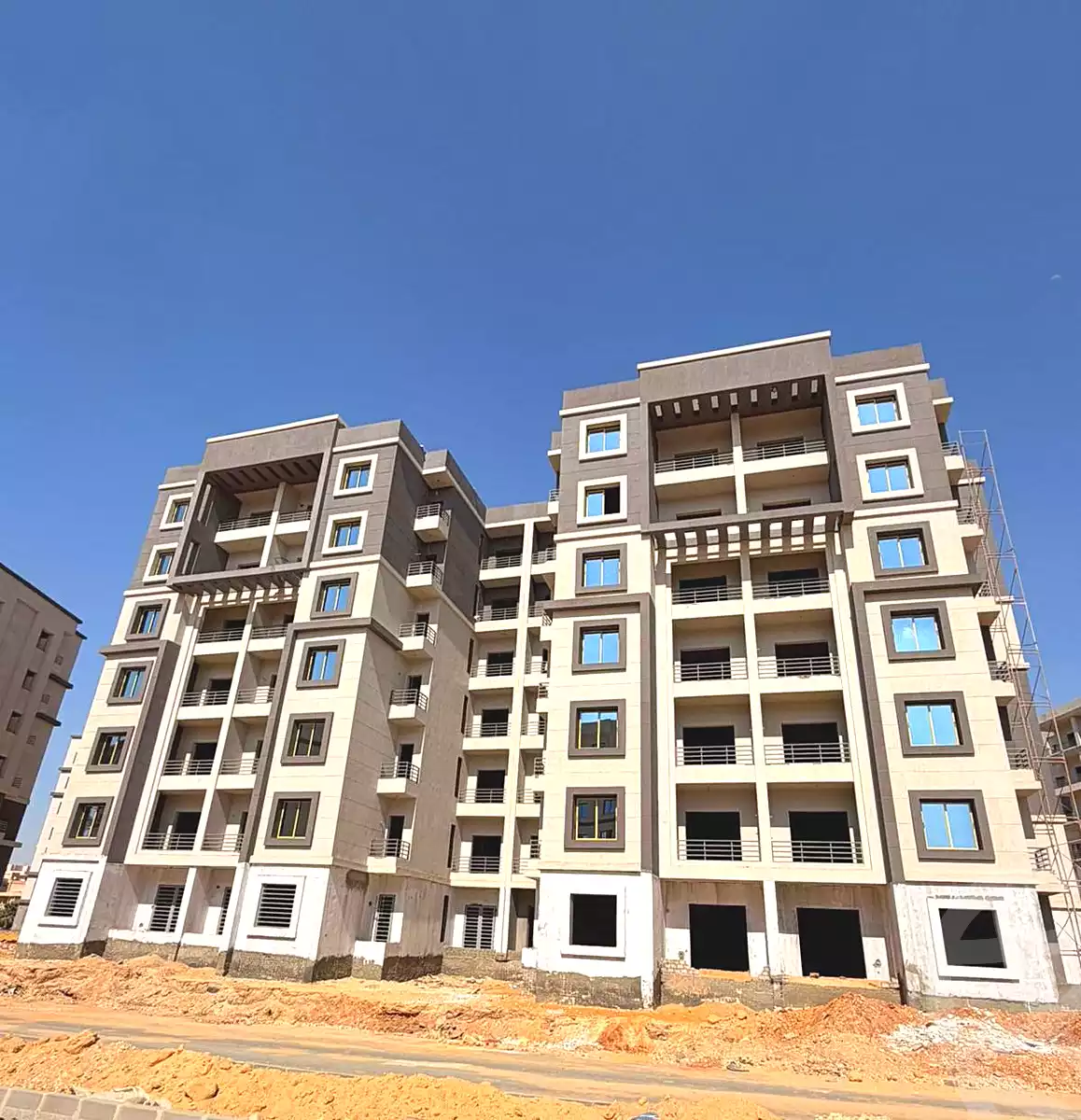 https://aqarmap.com.eg/ar/listing/7115535-for-sale-cairo-el-shorouk-compounds-mayan-compound-stm