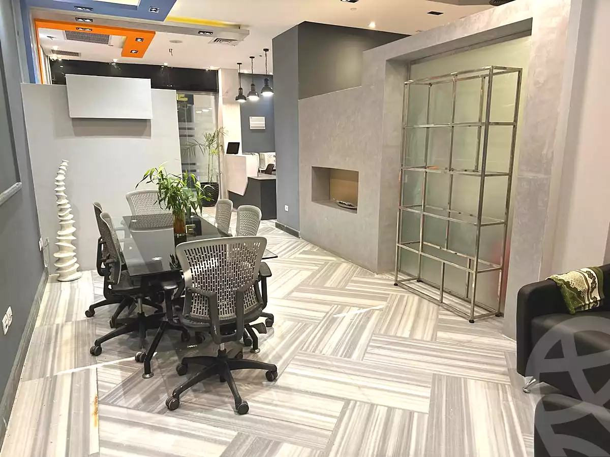 https://aqarmap.com.eg/ar/listing/7115610-for-sale-cairo-new-administrative-capital-r7-kmbwnd-bwk-mstr-byldr-jrwb