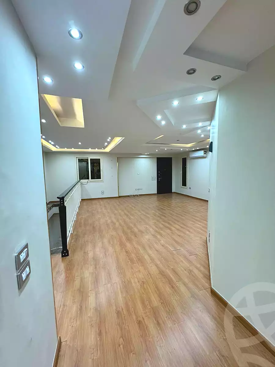 https://aqarmap.com.eg/ar/listing/7115664-for-sale-cairo-new-cairo-ganob-el-akadamiya-south-academy-z