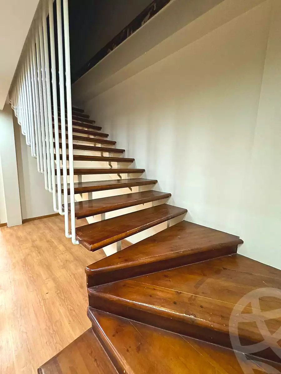 https://aqarmap.com.eg/ar/listing/7115664-for-sale-cairo-new-cairo-ganob-el-akadamiya-south-academy-z