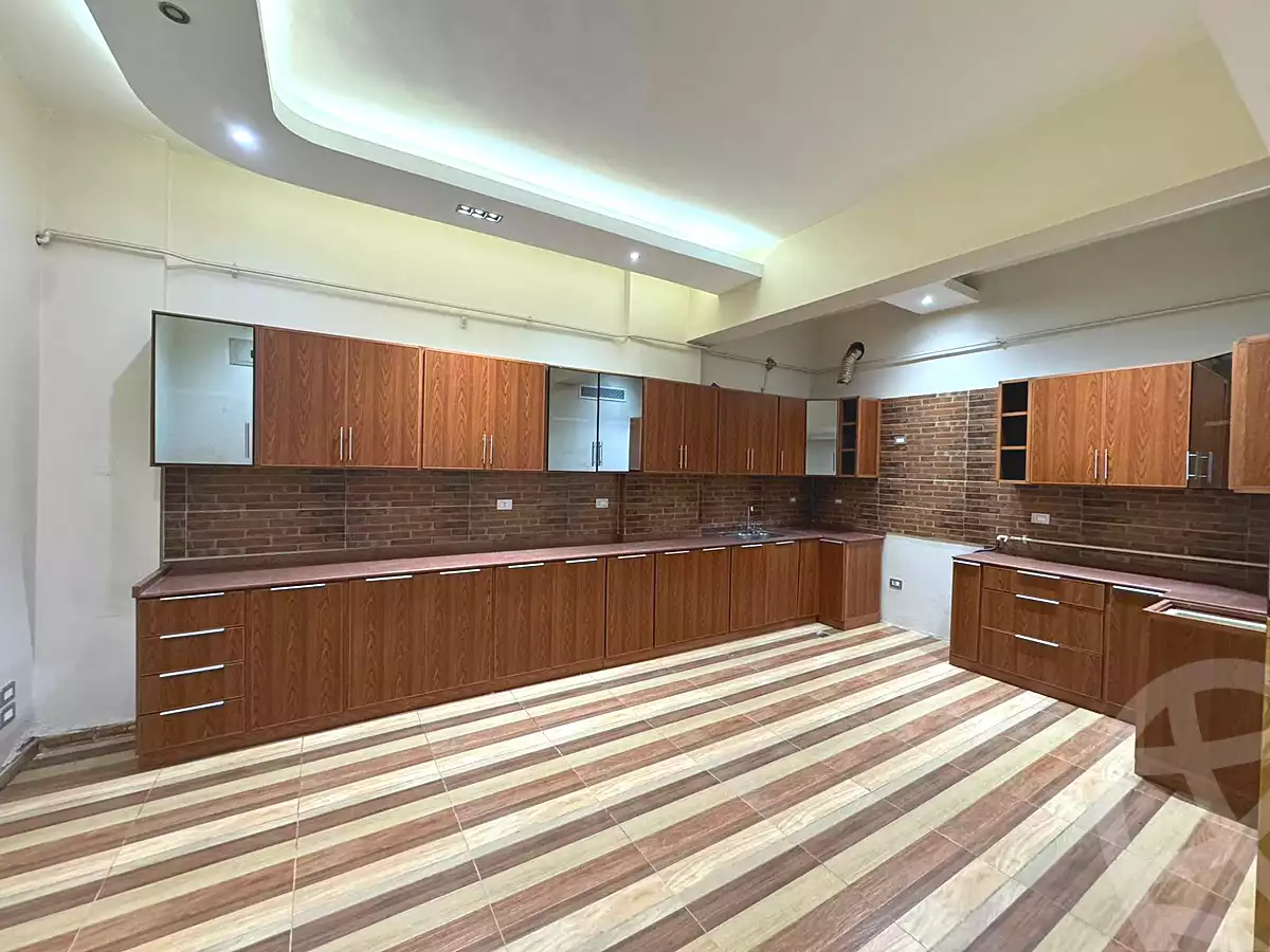 https://aqarmap.com.eg/ar/listing/7115664-for-sale-cairo-new-cairo-ganob-el-akadamiya-south-academy-z