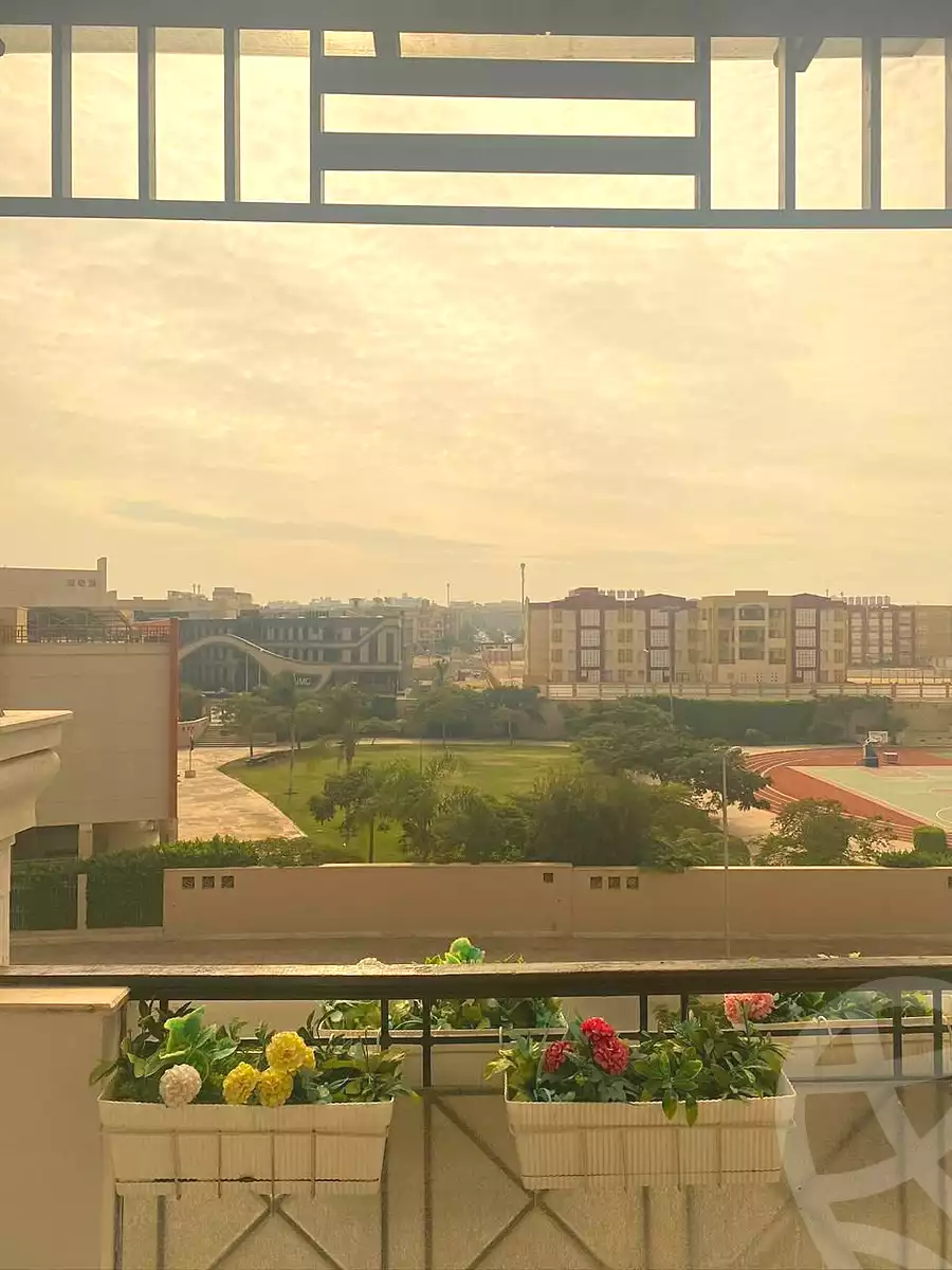 https://aqarmap.com.eg/ar/listing/7115666-for-sale-cairo-new-cairo-ganob-el-akadamiya-south-academy-b-taha-hussein-st