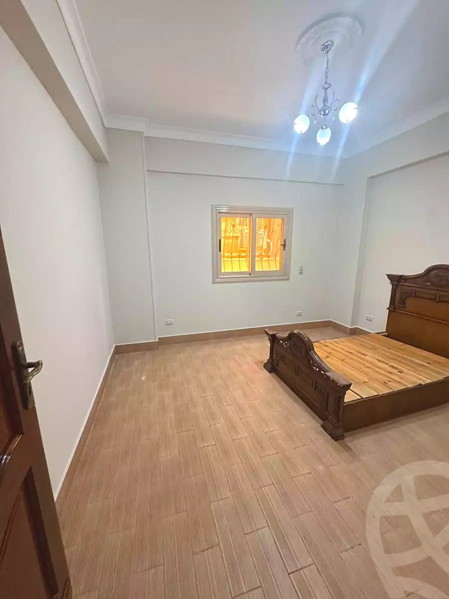 https://aqarmap.com.eg/ar/listing/7115856-for-sale-cairo-new-cairo-ganob-el-akadamiya-south-academy-h-amr-ibn-el-ass-st