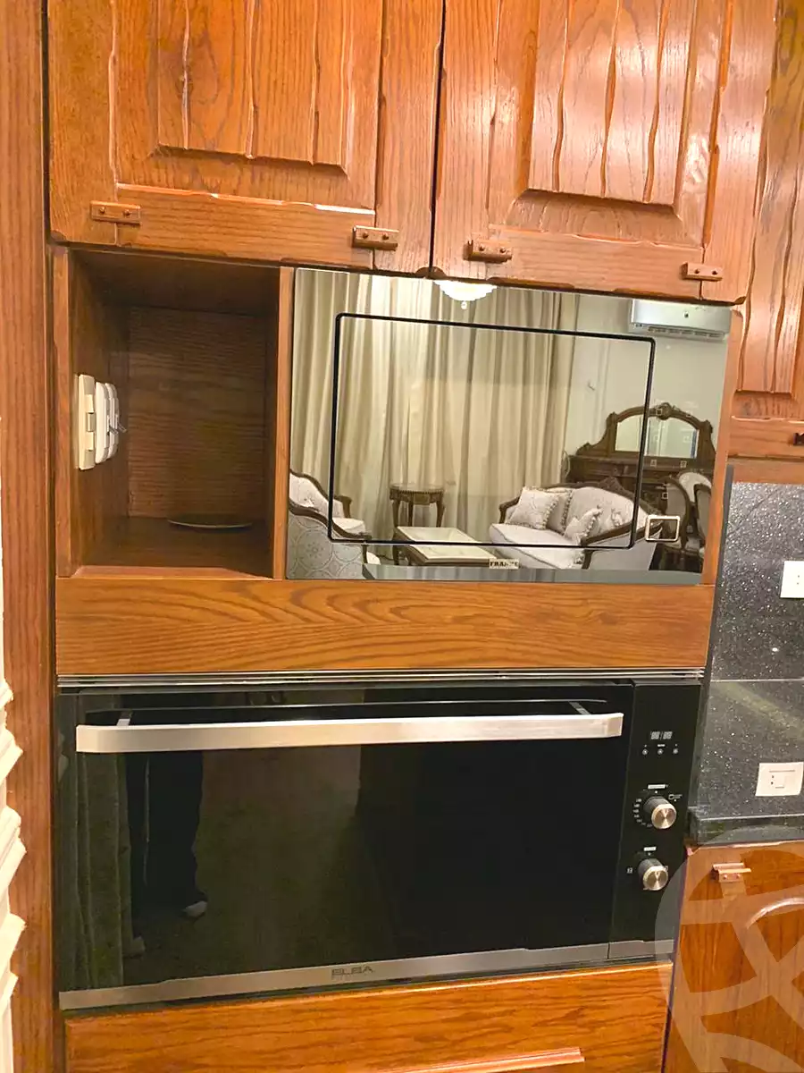 https://aqarmap.com.eg/ar/listing/7115895-for-sale-cairo-new-cairo-ganob-el-akadamiya-south-academy-d-khaled-ibn-el-waleed-st