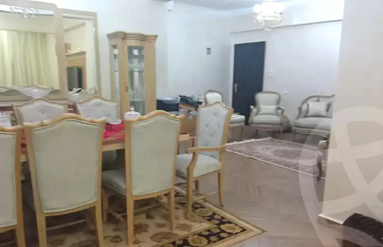 https://aqarmap.com.eg/en/listing/7116053-for-sale-sharqia-zagazig-zagazig-city-tolba-awaida-st