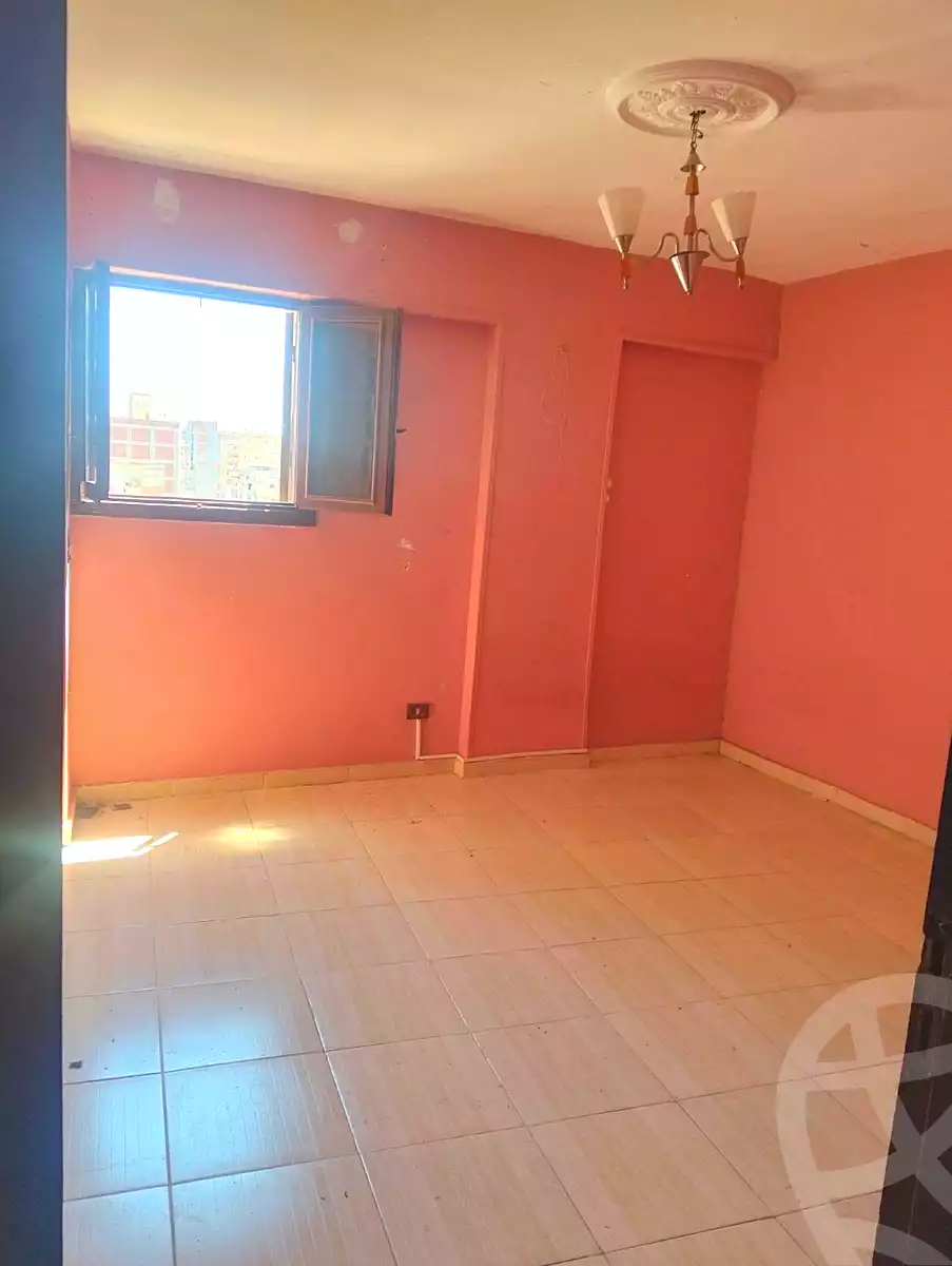 https://aqarmap.com.eg/ar/listing/7116119-for-rent-alexandria-ganaklis-el-arwam-church-st
