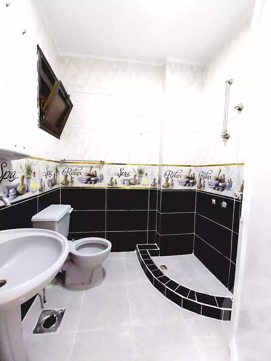 https://aqarmap.com.eg/en/listing/7116185-for-sale-alexandria-al-agamy-shataa-el-nakheel