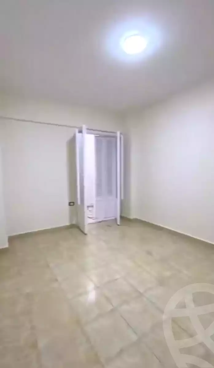https://aqarmap.com.eg/en/listing/7116251-for-sale-alexandria-al-agamy-shataa-el-nakheel
