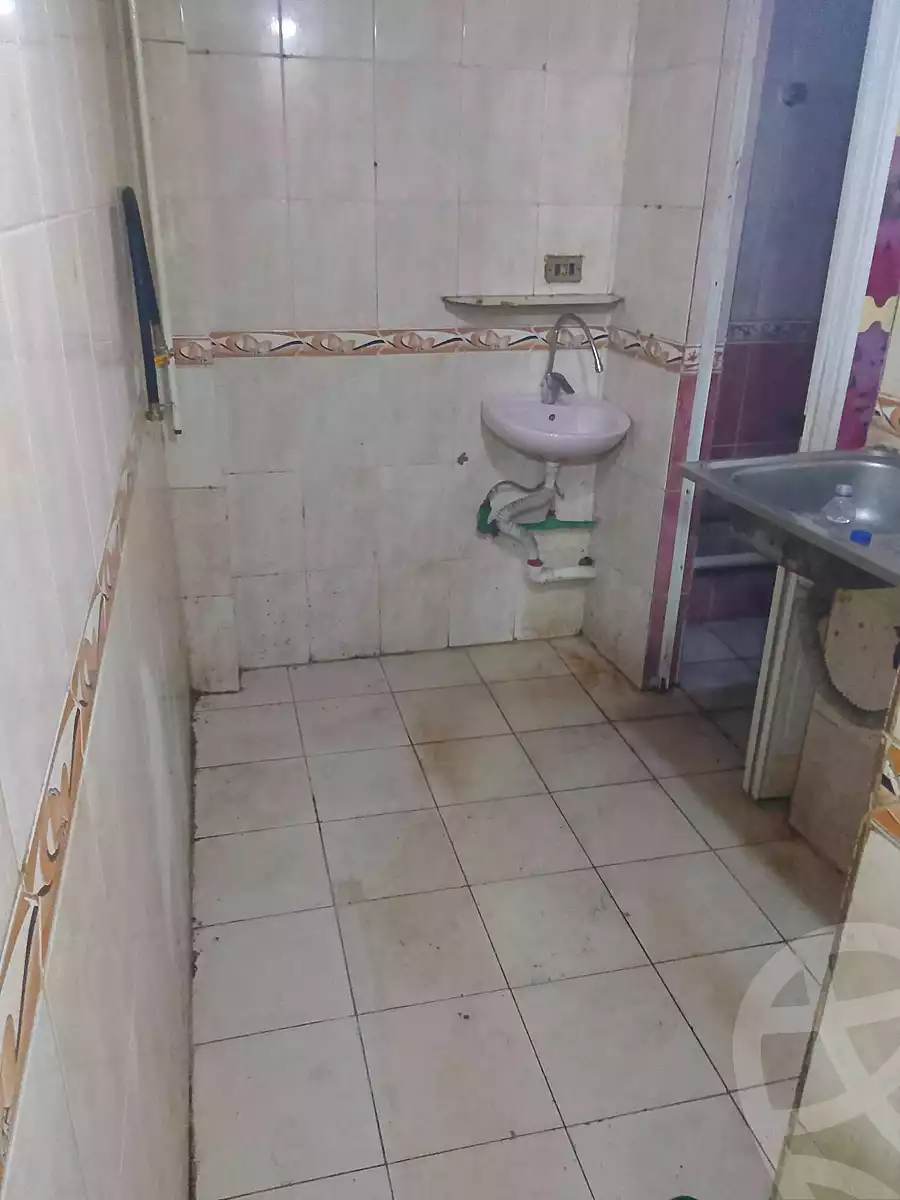https://aqarmap.com.eg/ar/listing/7116257-for-sale-cairo-shoubra-el-sahel-farag-el-laythy-st