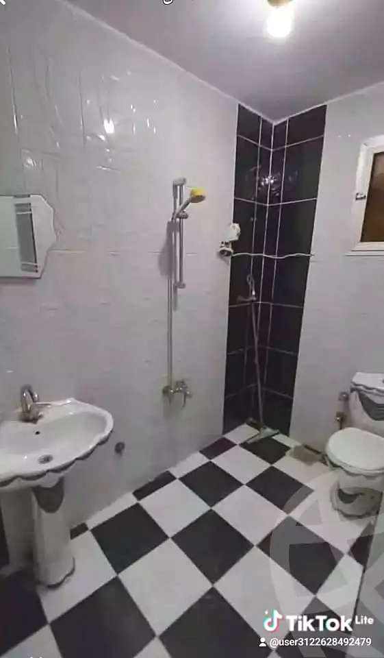 https://aqarmap.com.eg/en/listing/7116471-for-sale-alexandria-al-agamy-lbytsh-el-hanafeya-st