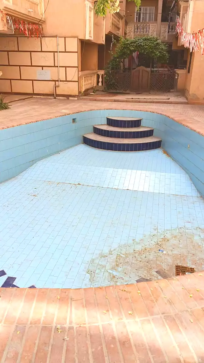 https://aqarmap.com.eg/ar/listing/7116914-for-sale-alexandria-al-agamy-lbytsh-shahr-al-assal-st