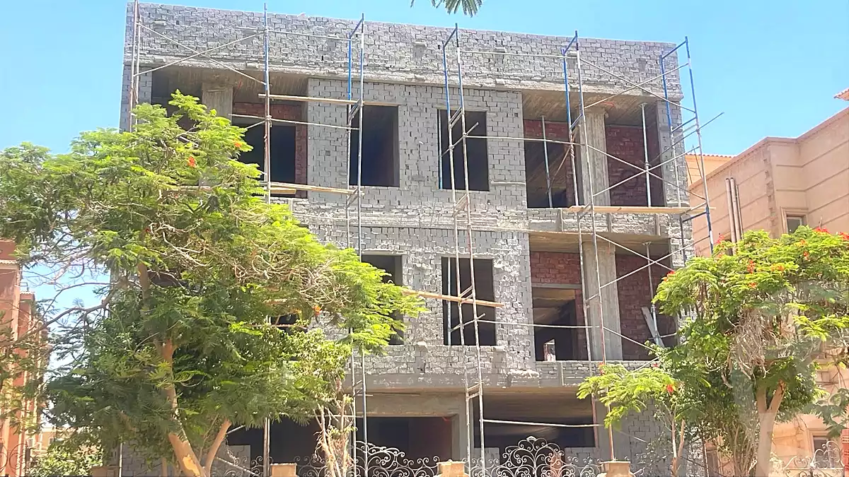https://aqarmap.com.eg/ar/listing/7117053-for-sale-cairo-new-cairo-ganob-el-akadamiya-south-academy-a-moaz-ibn-gabal-st
