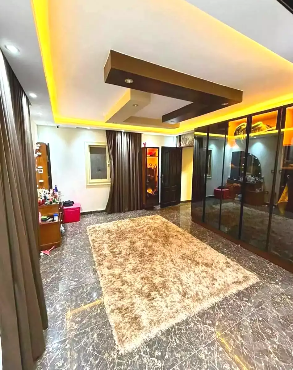 https://aqarmap.com.eg/ar/listing/7117287-for-sale-alexandria-al-agamy-lbytsh-bianchiii