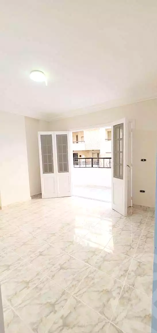 https://aqarmap.com.eg/en/listing/7117529-for-sale-alexandria-al-agamy-shataa-el-nakheel